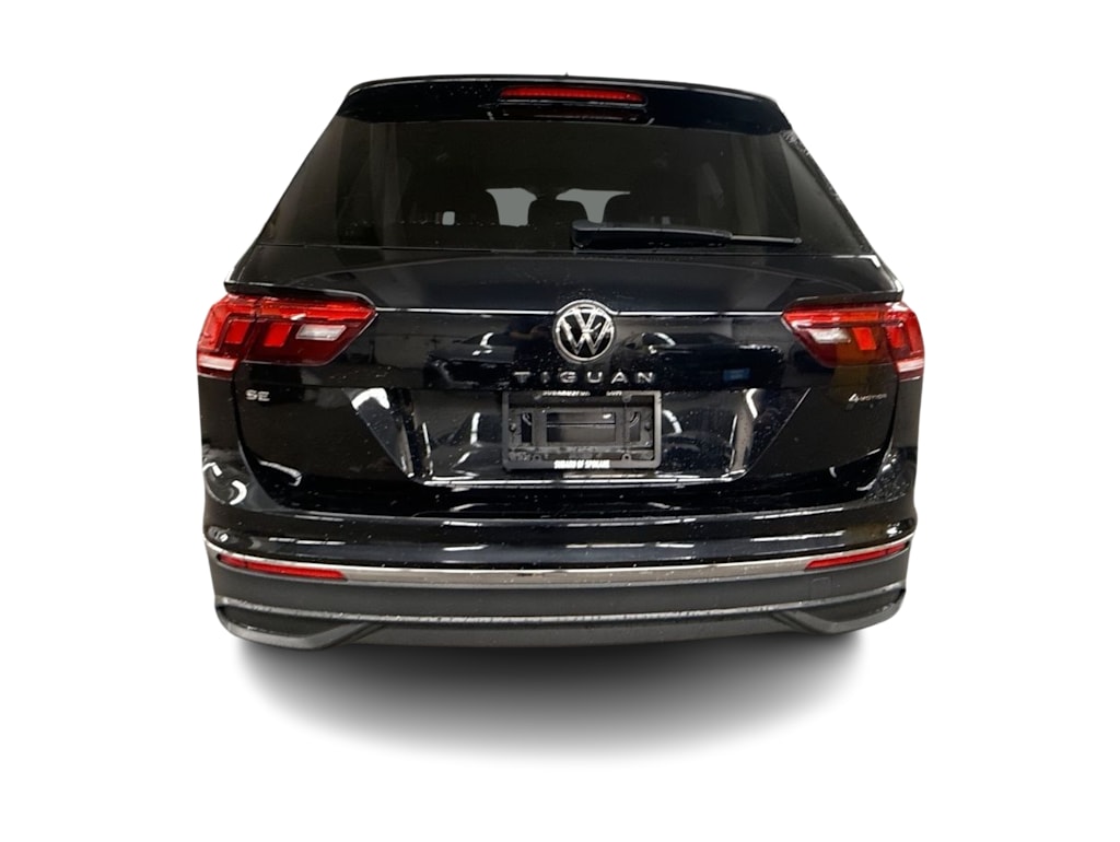 Thumbnail: 2022 Volkswagen Tiguan - 7