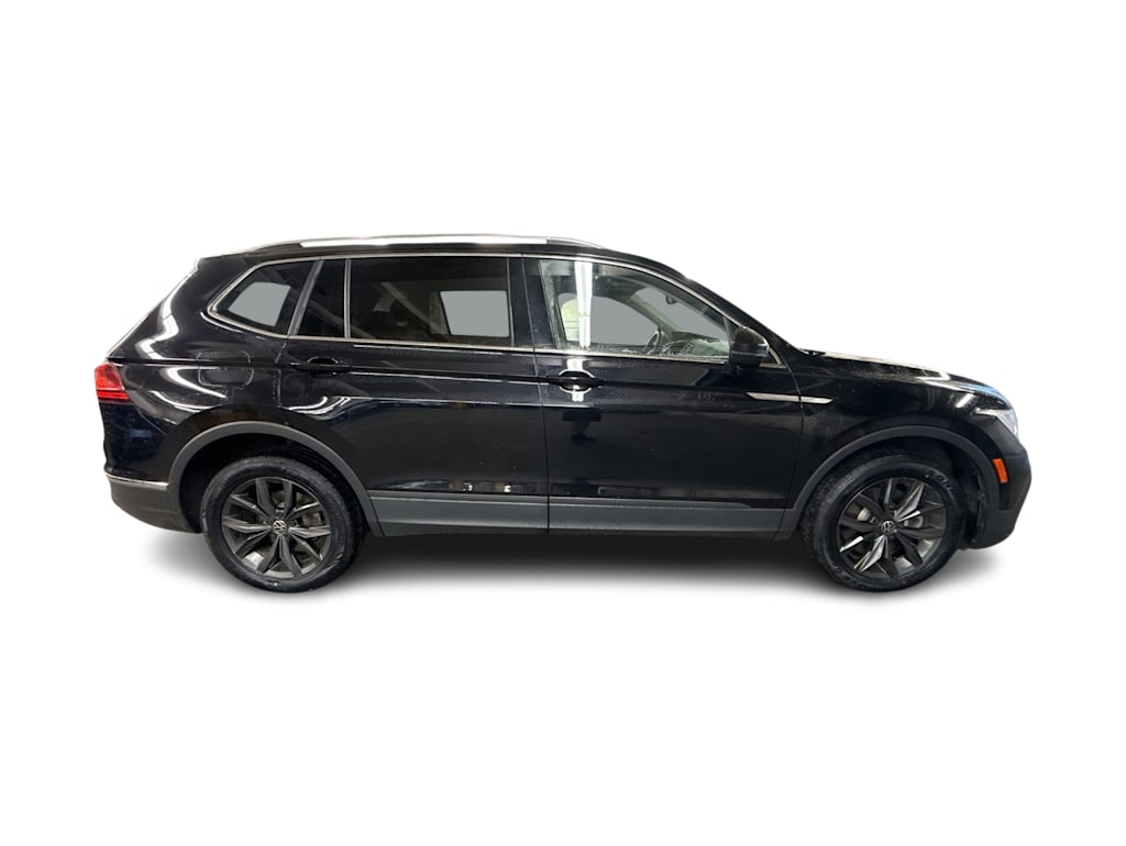 Thumbnail: 2022 Volkswagen Tiguan - 9
