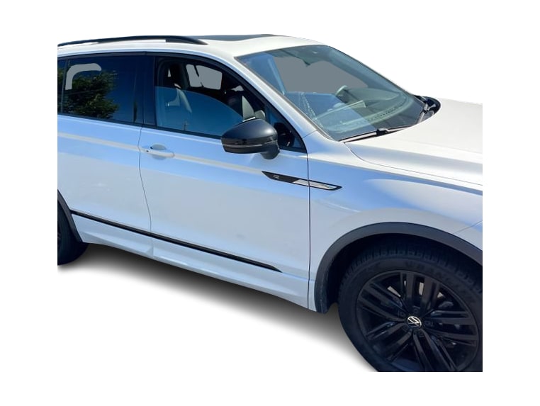 Thumbnail: 2022 Volkswagen Tiguan - 22