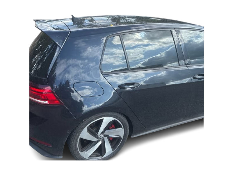 Thumbnail: 2018 Volkswagen Golf - 17