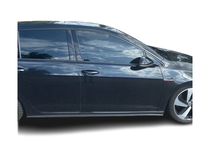 Thumbnail: 2018 Volkswagen Golf - 21