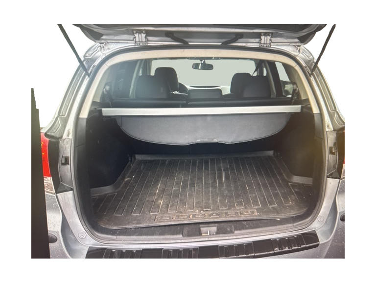 2013 Subaru Outback Limited 14
