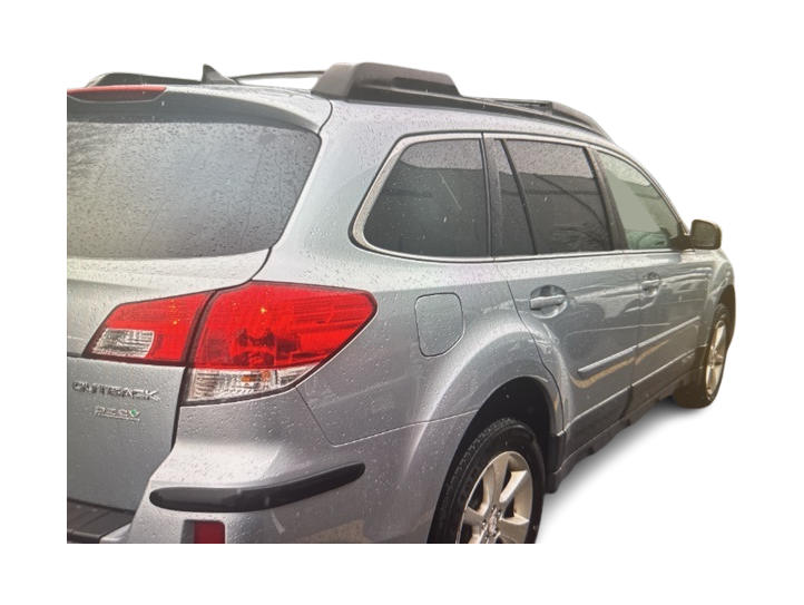 2013 Subaru Outback Limited 17
