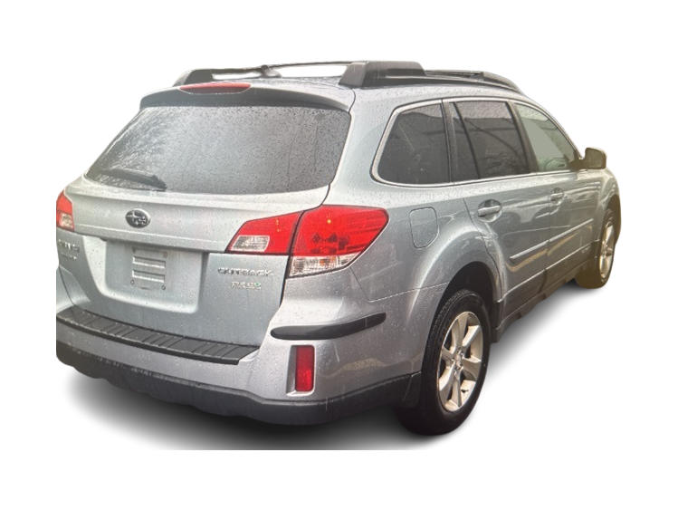 2013 Subaru Outback Limited 16