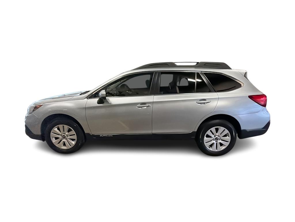 Thumbnail: 2018 Subaru Outback - 3
