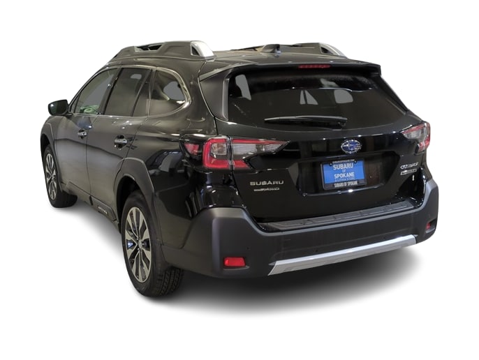 2025 Subaru Outback Touring 4