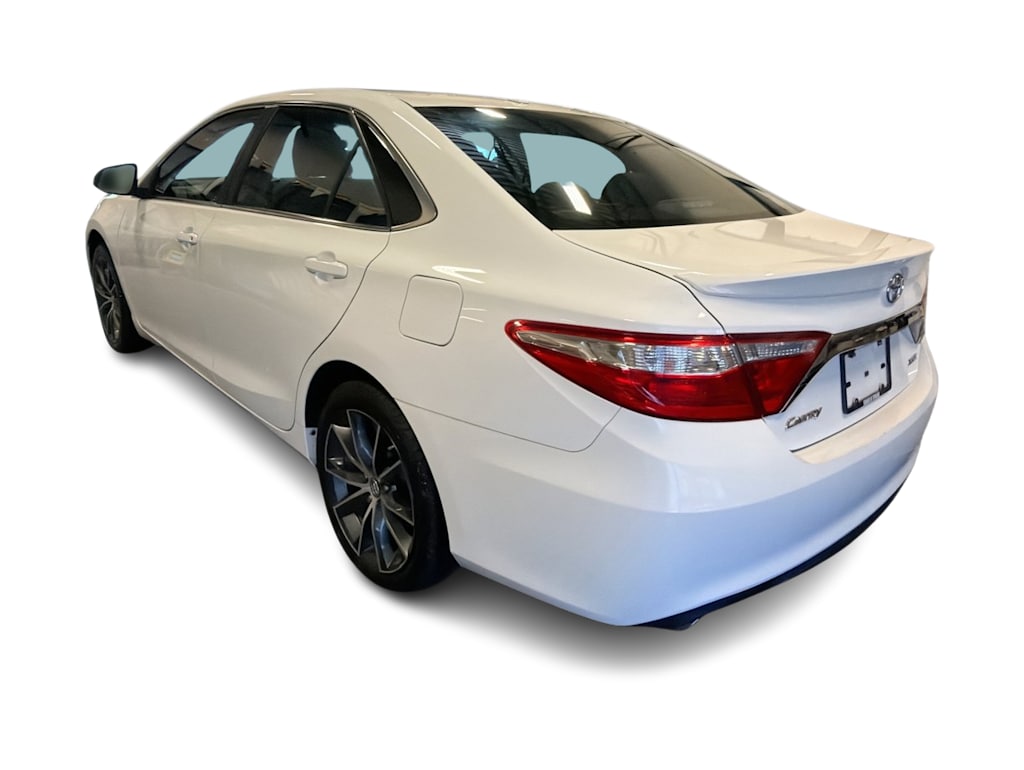 Thumbnail: 2017 Toyota Camry - 4