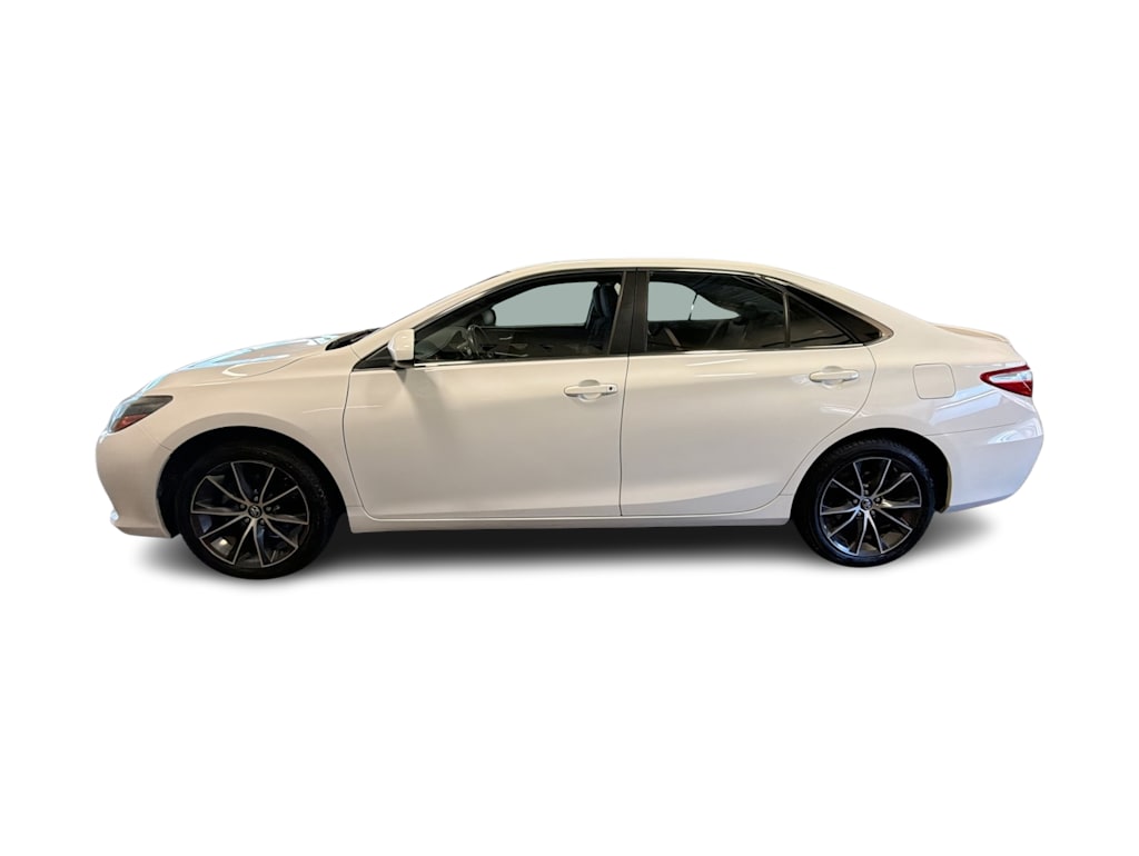 Thumbnail: 2017 Toyota Camry - 3