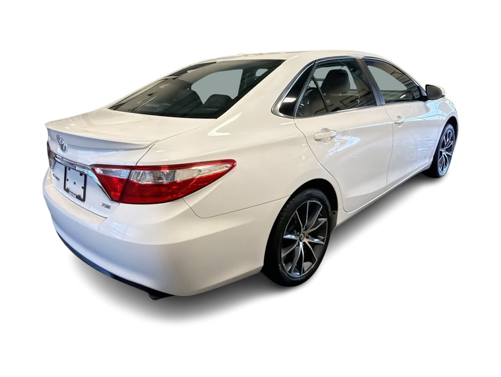 Thumbnail: 2017 Toyota Camry - 23