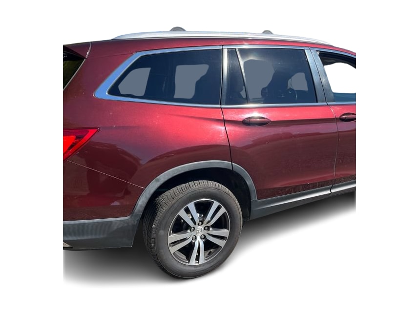 Thumbnail: 2018 Honda Pilot - 18