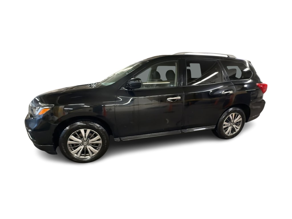 Thumbnail: 2019 Nissan Pathfinder - 3