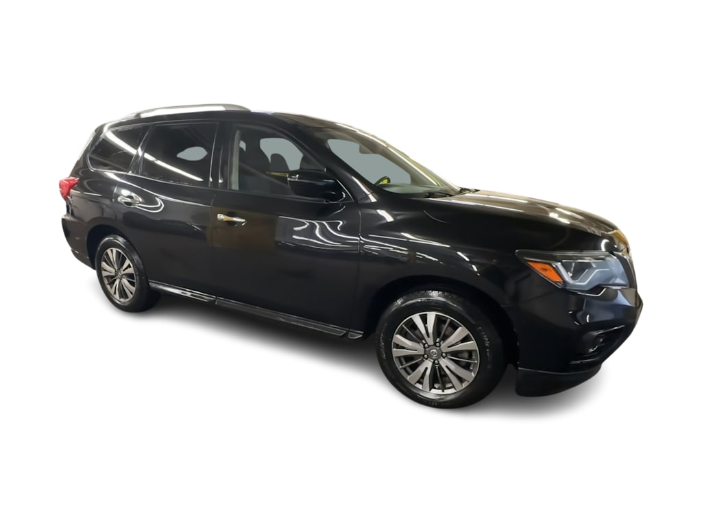 Thumbnail: 2019 Nissan Pathfinder - 19