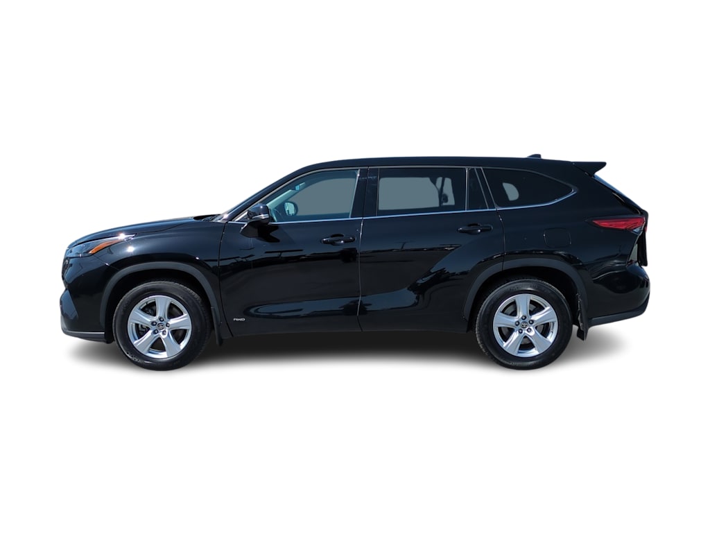 2022 Toyota Highlander LE 3