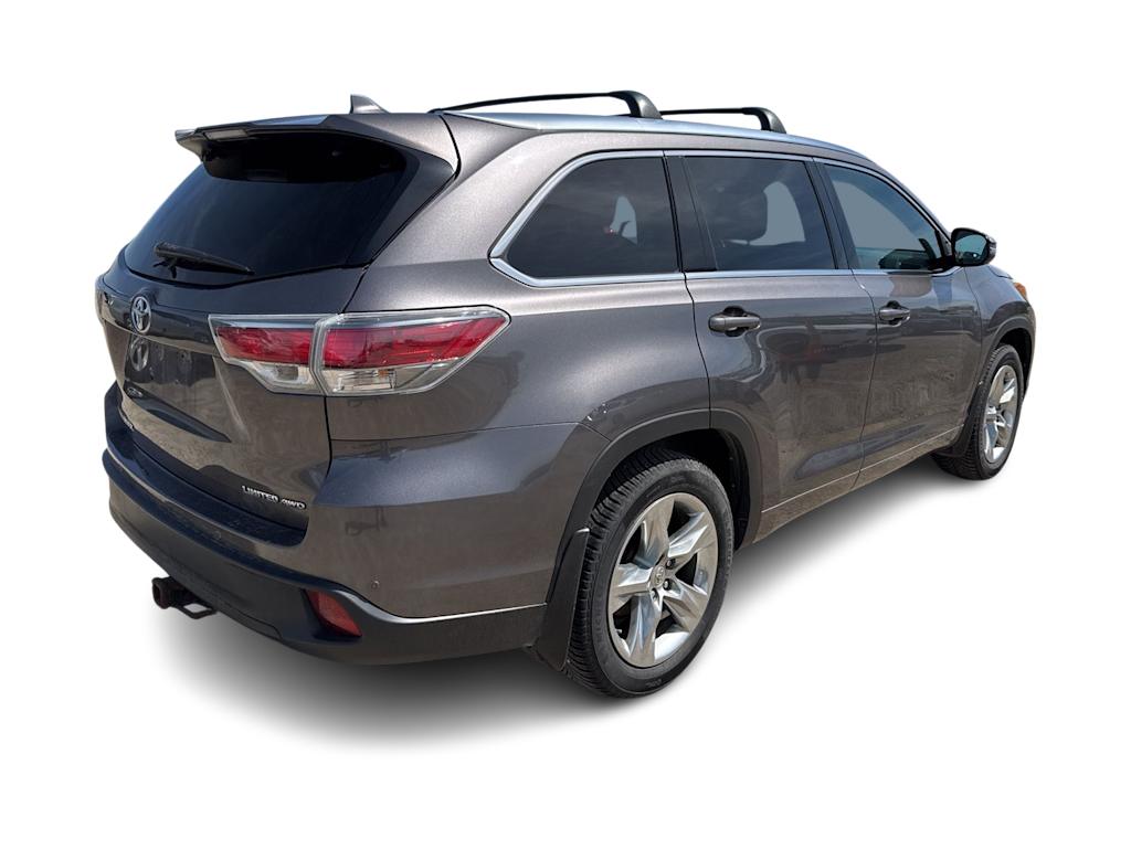 Thumbnail: 2015 Toyota Highlander - 15