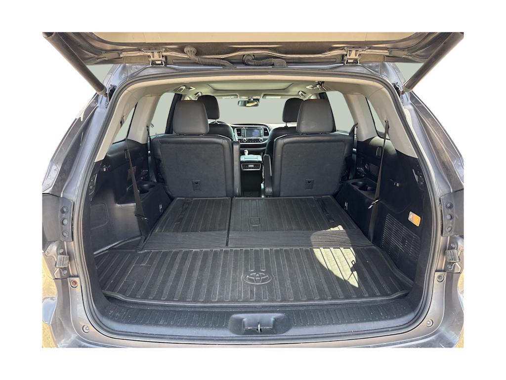 Thumbnail: 2015 Toyota Highlander - 13