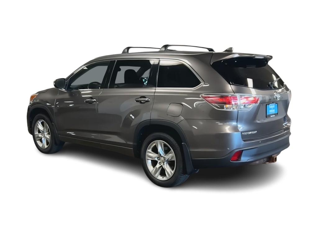 Thumbnail: 2015 Toyota Highlander - 4