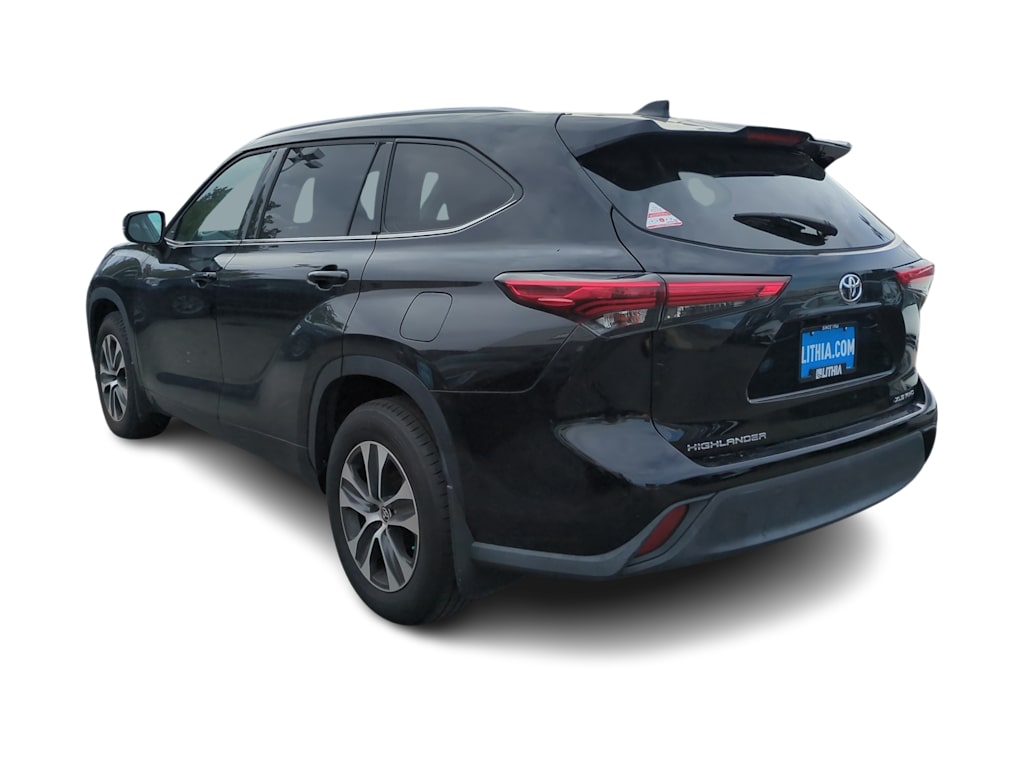 Thumbnail: 2021 Toyota Highlander - 4
