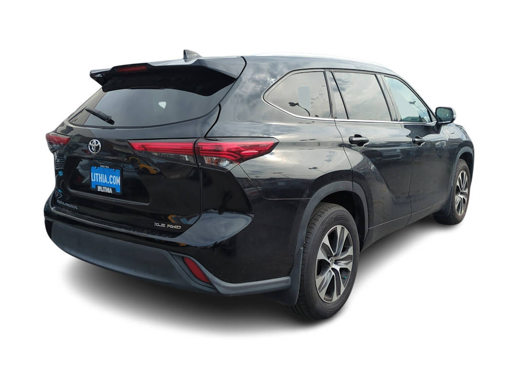 Thumbnail: 2021 Toyota Highlander - 23