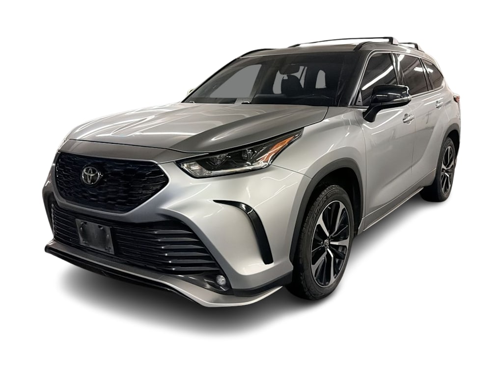 Thumbnail: 2022 Toyota Highlander - 19