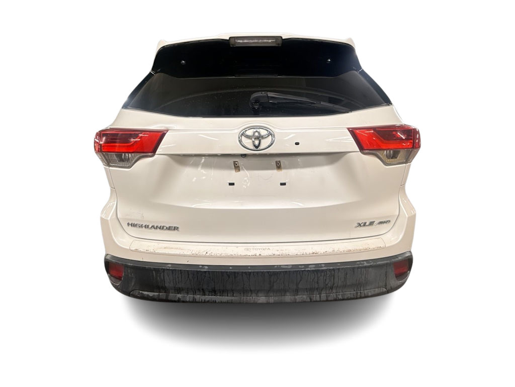 Thumbnail: 2017 Toyota Highlander - 4