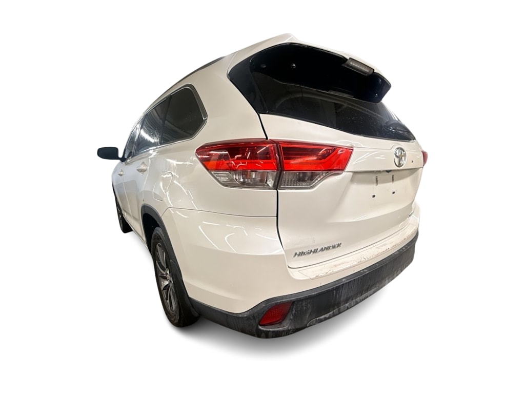 Thumbnail: 2017 Toyota Highlander - 3