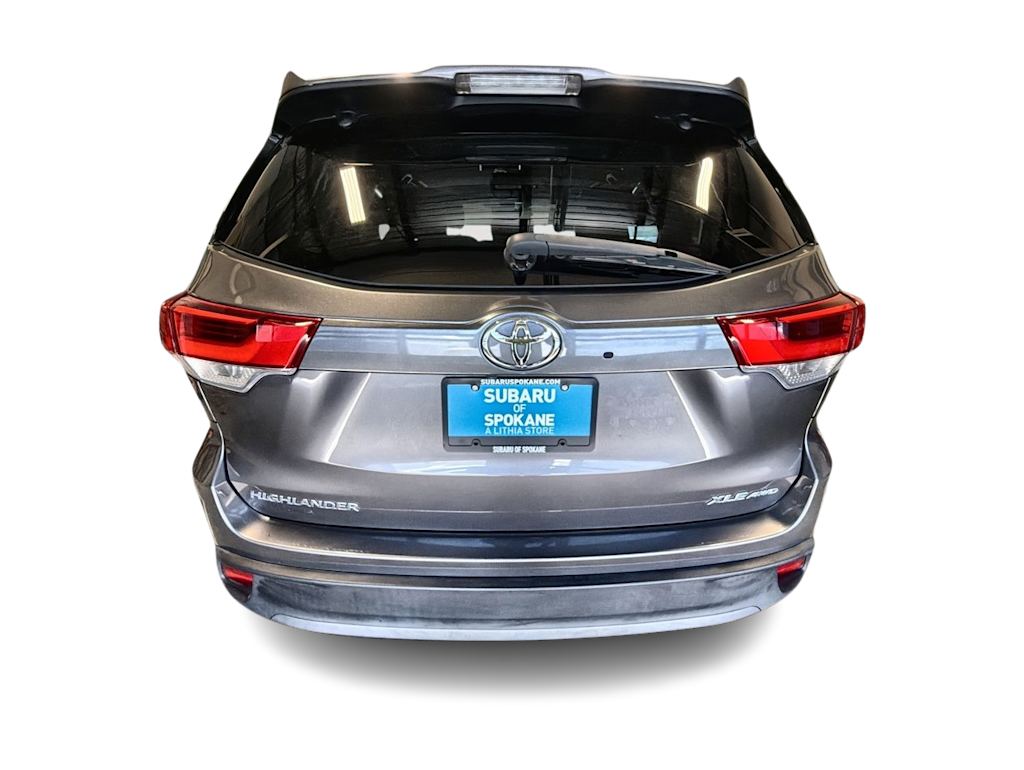 Thumbnail: 2019 Toyota Highlander - 4