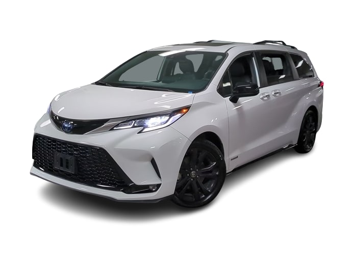 Used 2021 Toyota Sienna XSE with VIN 5TDXRKEC4MS032732 for sale in Medford, OR