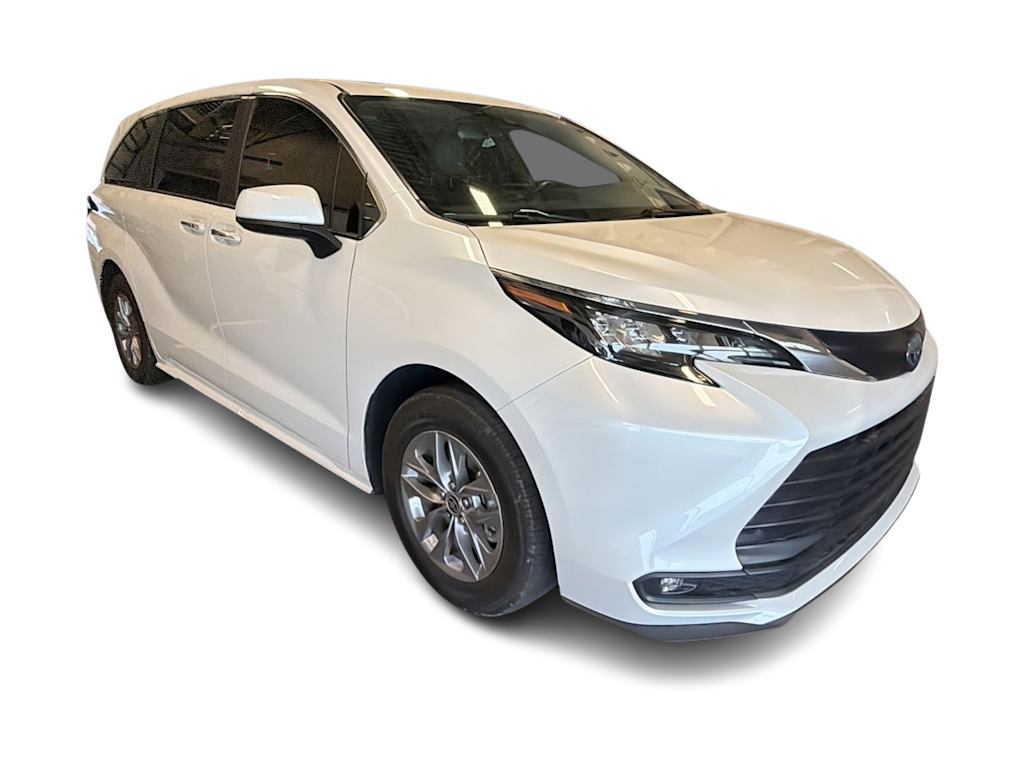Thumbnail: 2025 Toyota Sienna - 20