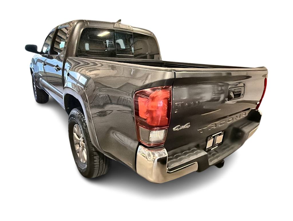 Thumbnail: 2019 Toyota Tacoma - 19