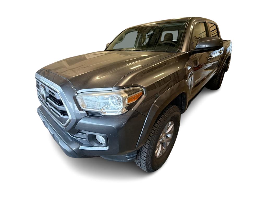 Thumbnail: 2019 Toyota Tacoma - 18