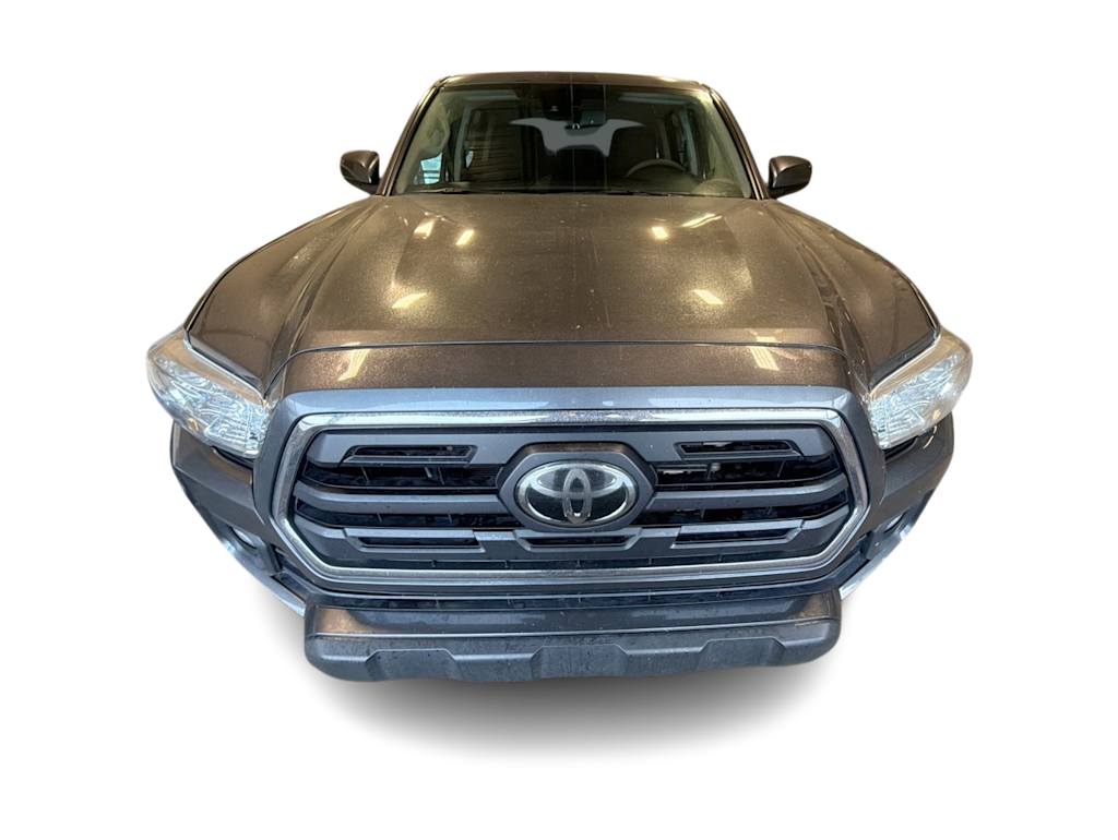 Thumbnail: 2019 Toyota Tacoma - 5