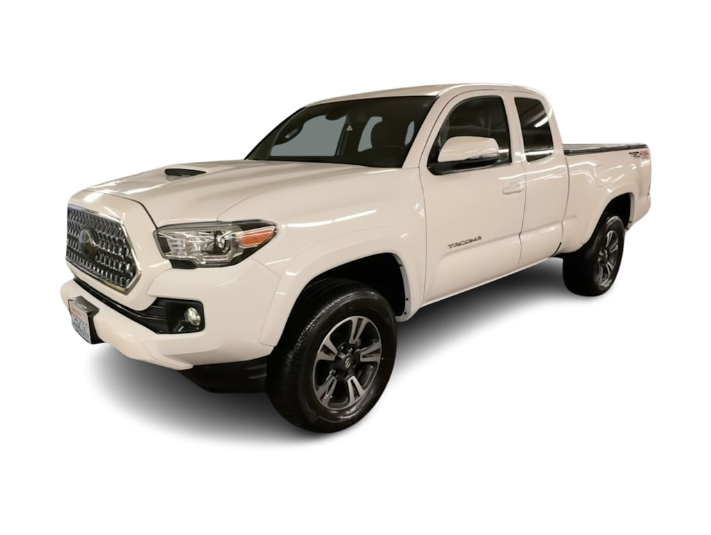 Thumbnail: 2019 Toyota Tacoma - 18