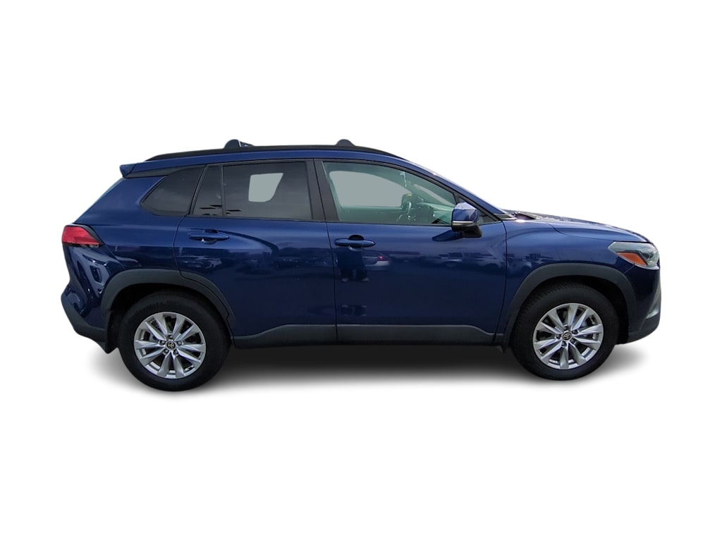 Thumbnail: 2022 Toyota Corolla Cross - 24