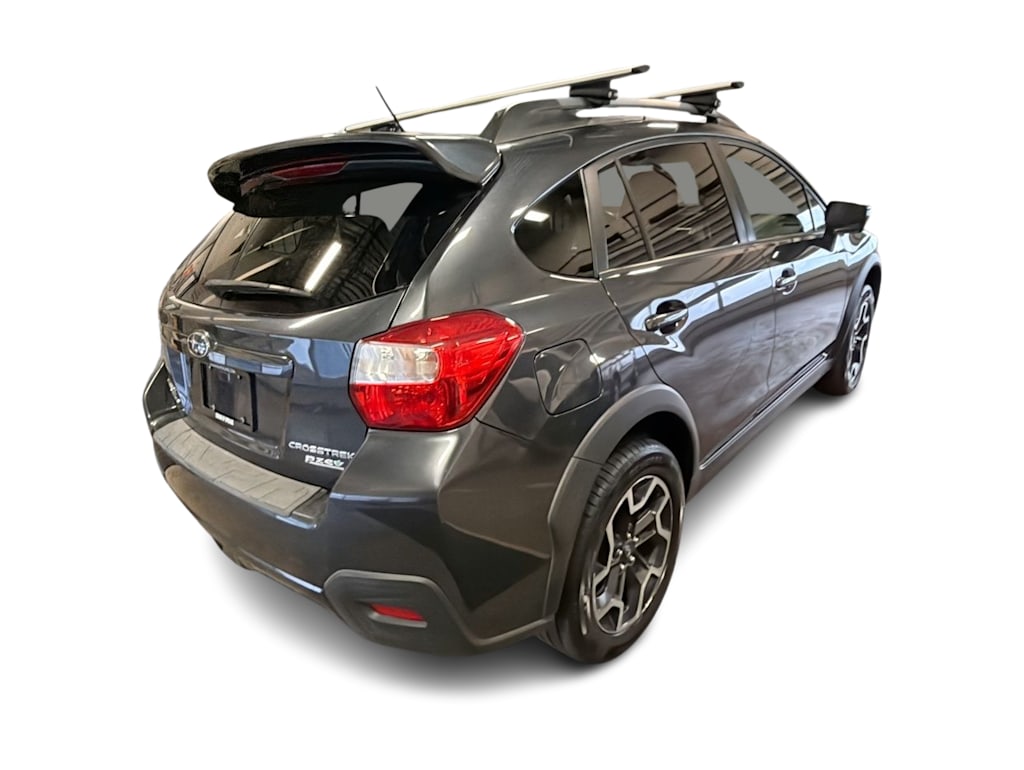 Thumbnail: 2017 Subaru Crosstrek - 21