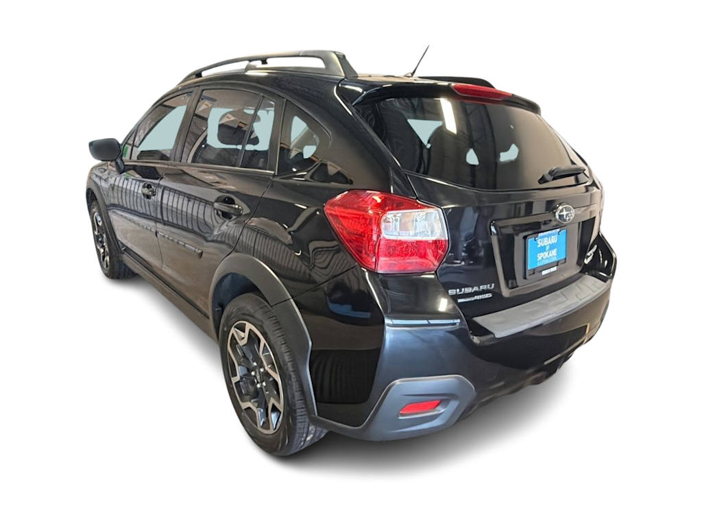 Thumbnail: 2016 Subaru Crosstrek - 4