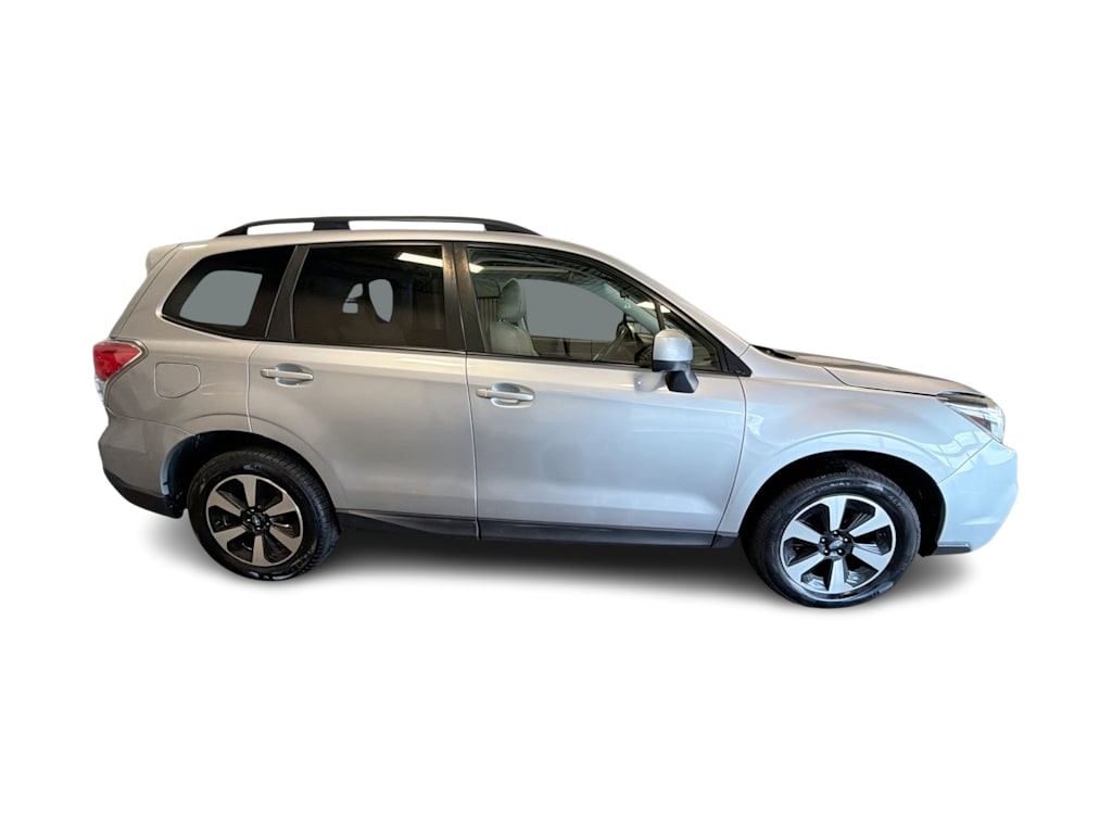 Thumbnail: 2017 Subaru Forester - 23