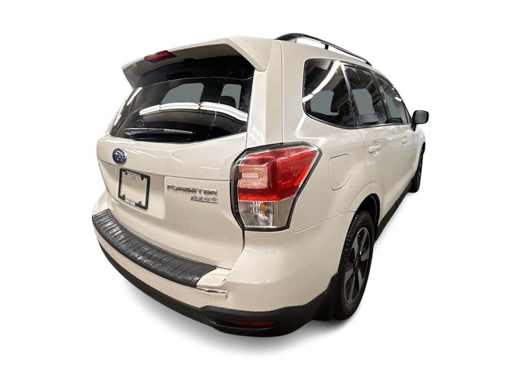 Thumbnail: 2017 Subaru Forester - 13