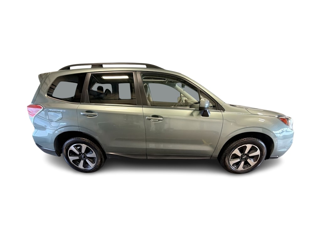 Thumbnail: 2018 Subaru Forester - 23