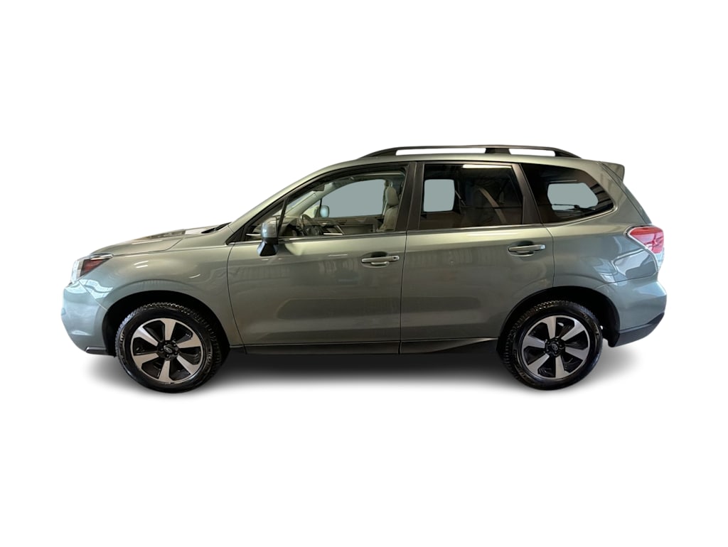 Thumbnail: 2018 Subaru Forester - 3