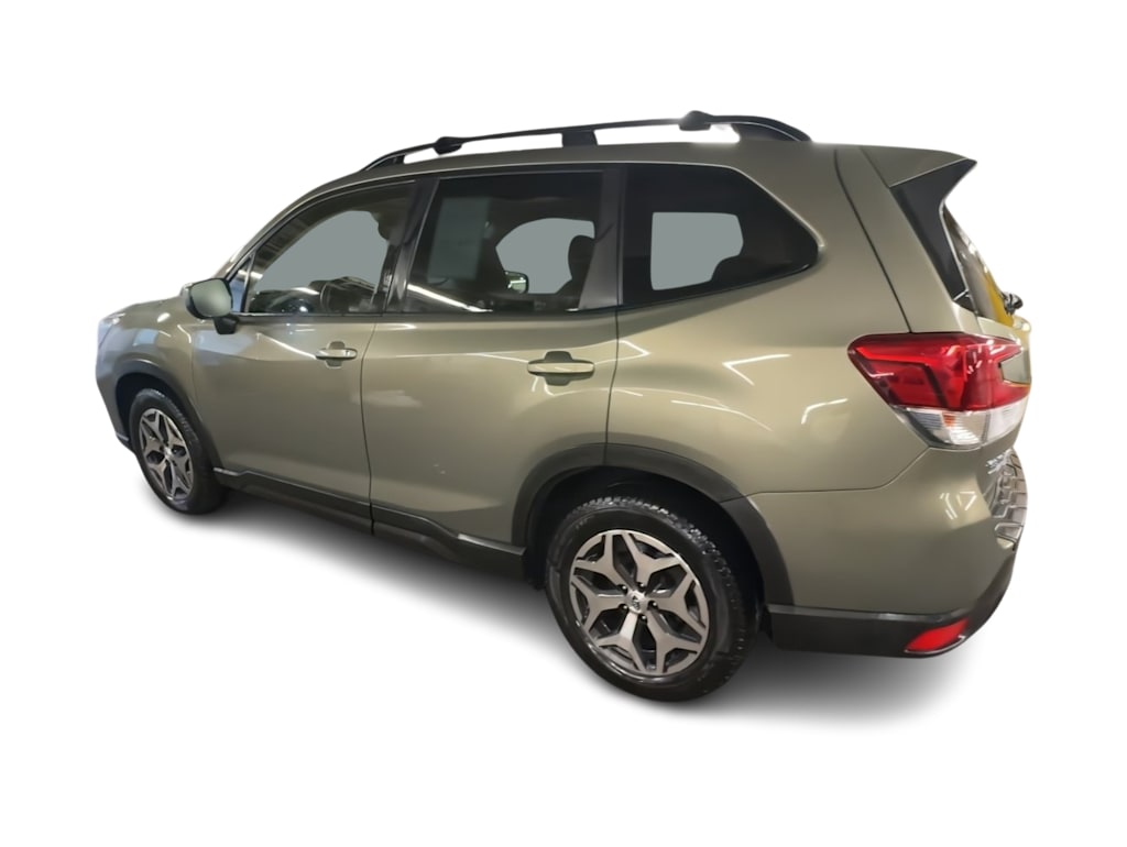 Thumbnail: 2021 Subaru Forester - 4