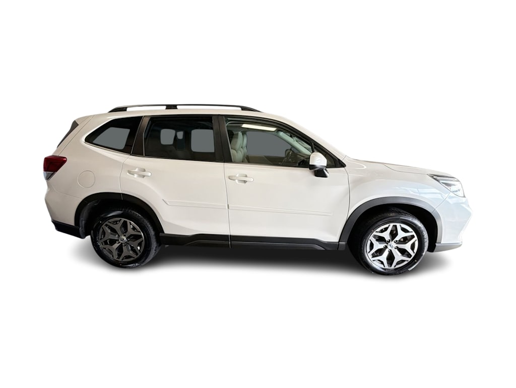 Thumbnail: 2020 Subaru Forester - 24