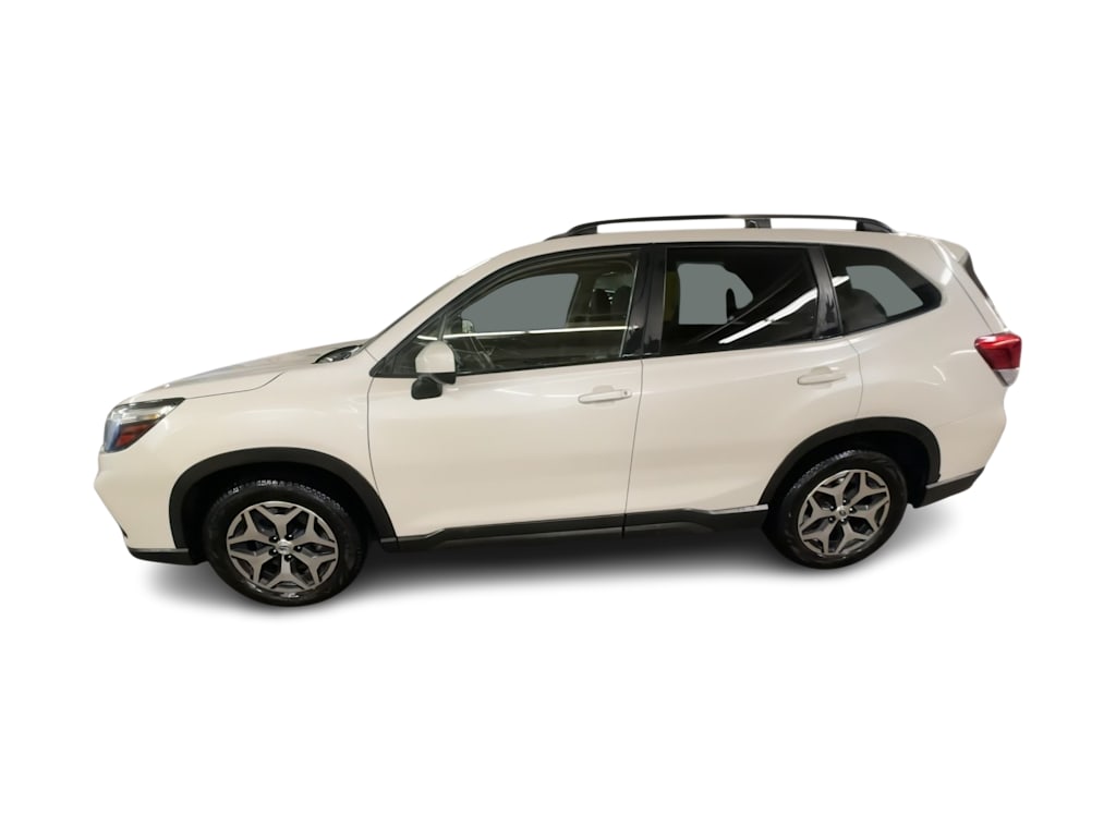 Thumbnail: 2021 Subaru Forester - 3