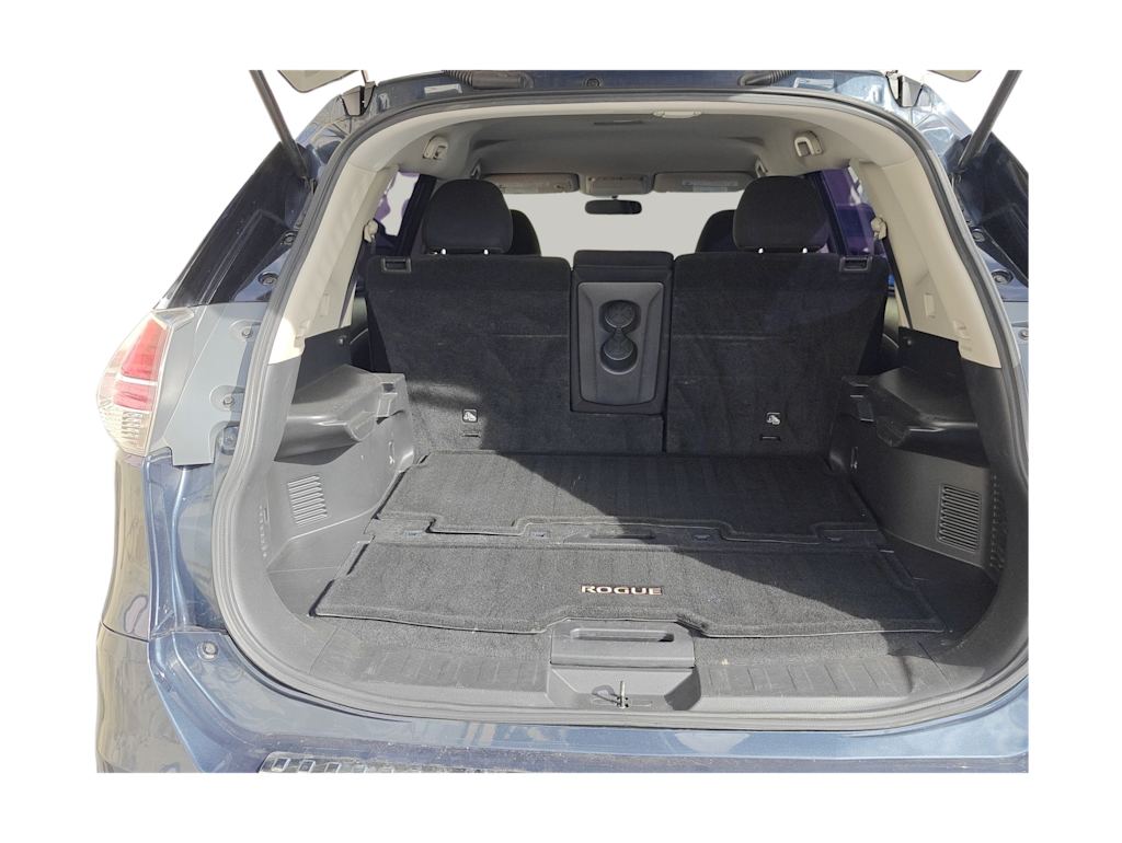 Thumbnail: 2016 Nissan Rogue - 16