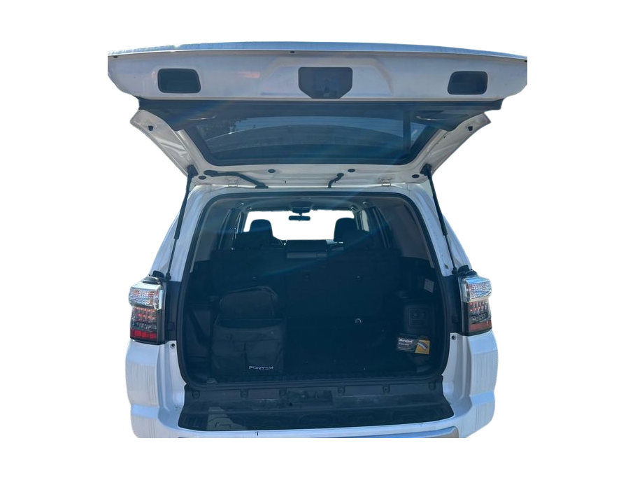Thumbnail: 2016 Toyota 4Runner - 11