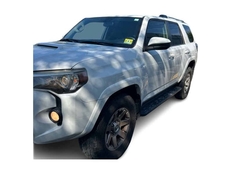 Thumbnail: 2016 Toyota 4Runner - 15