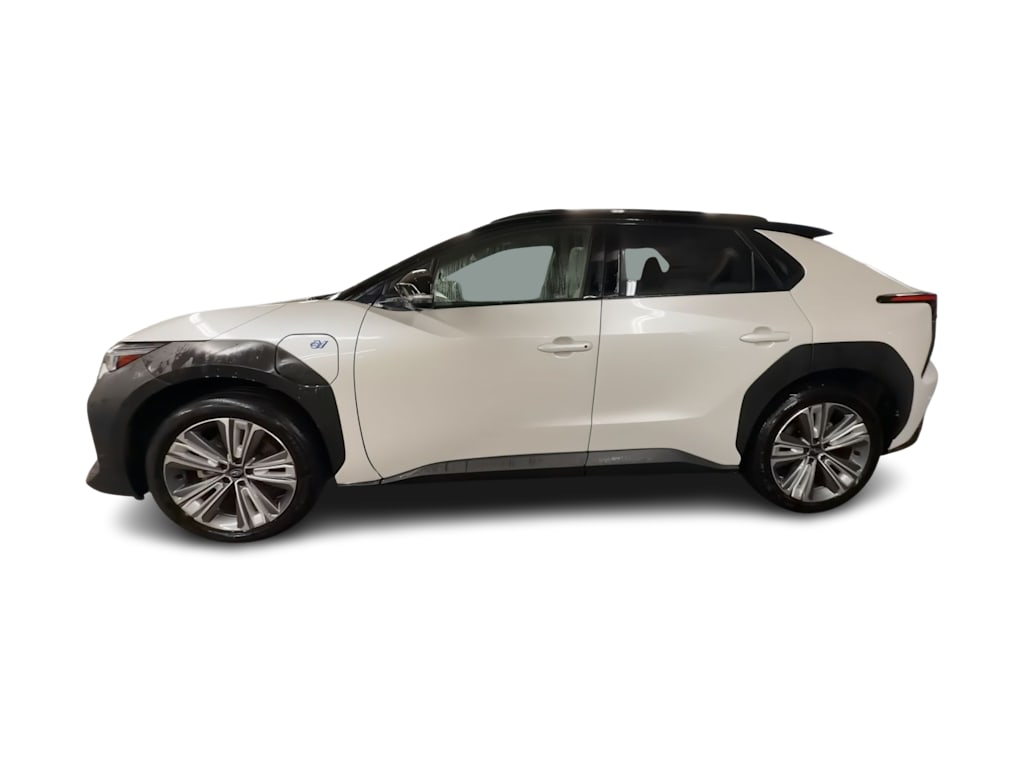 Thumbnail: 2023 Subaru Solterra - 3