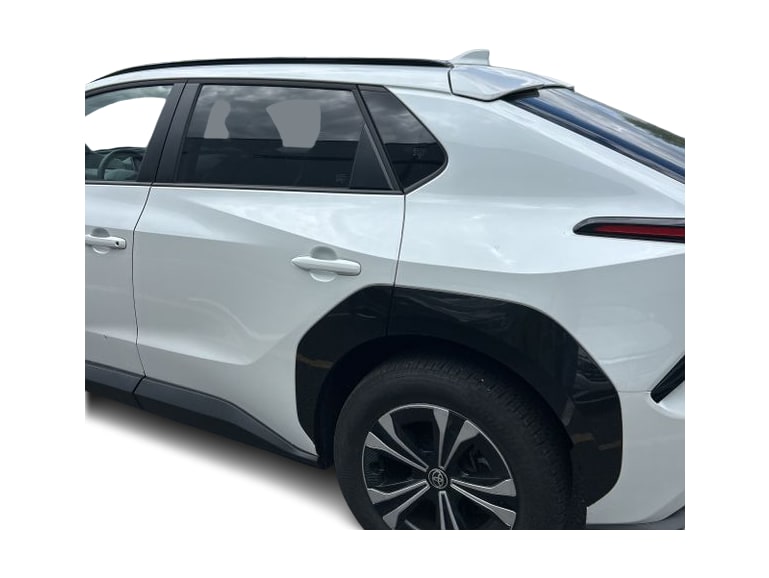 Thumbnail: 2024 Toyota bZ4X - 16