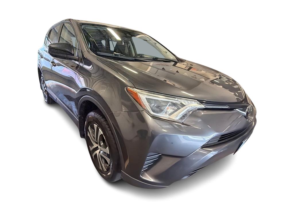 Thumbnail: 2018 Toyota RAV4 - 20