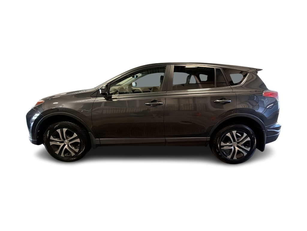 Thumbnail: 2018 Toyota RAV4 - 3
