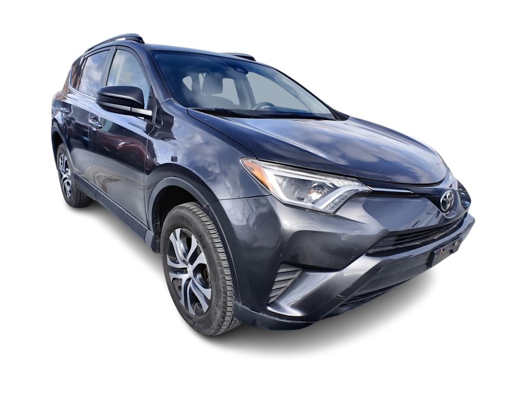 2017 Toyota RAV4 LE - Photo 20